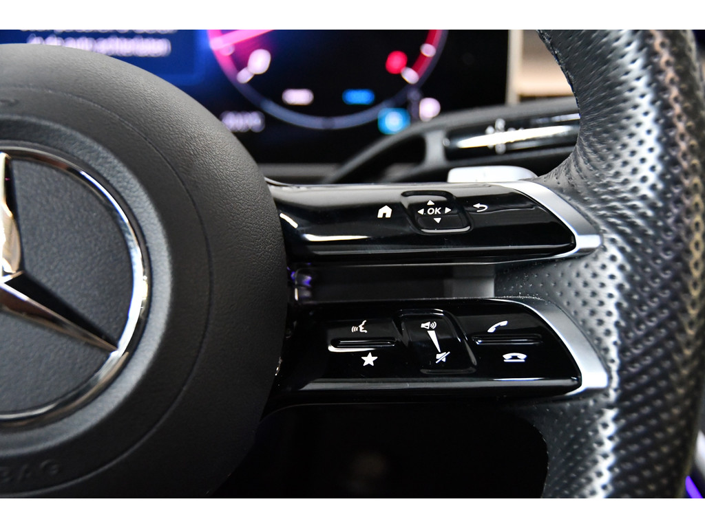 Mercedes-Benz CLE Coupé 300 4MATIC AMG Line 360Cam Pano 14