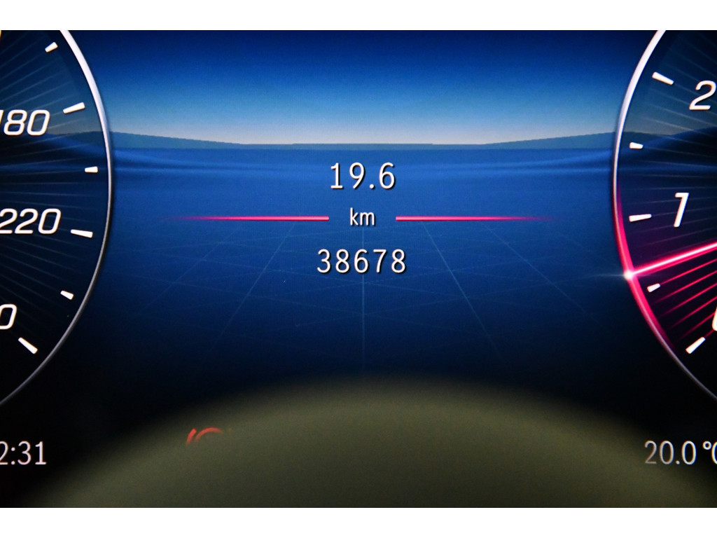Mercedes-Benz CLE Coupé 300 4MATIC AMG Line 360Cam Pano 18