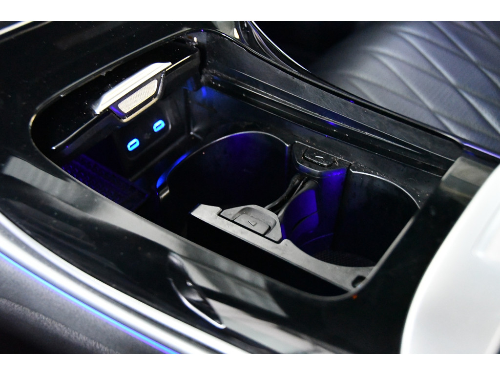 Mercedes-Benz CLE Coupé 300 4MATIC AMG Line 360Cam Pano 26