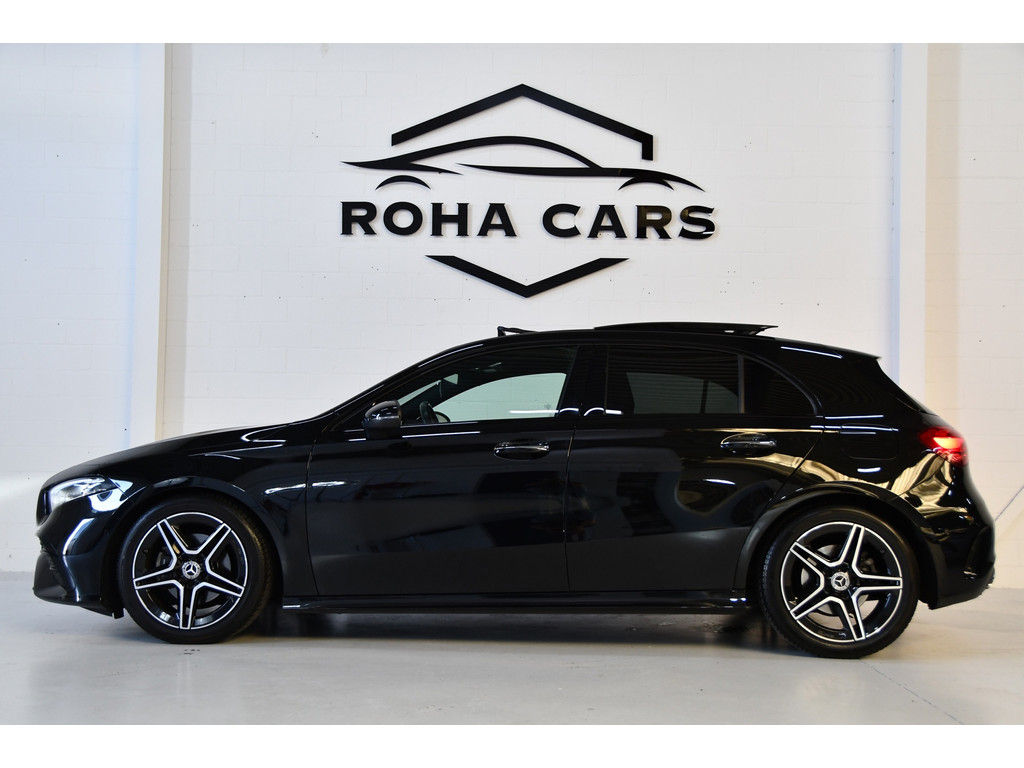 Mercedes-Benz A-klasse A200 AMG-Line Pano Cam Night 8