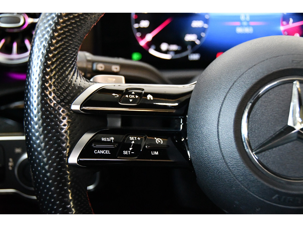 Mercedes-Benz A-klasse A200 AMG-Line Pano Cam Night 9