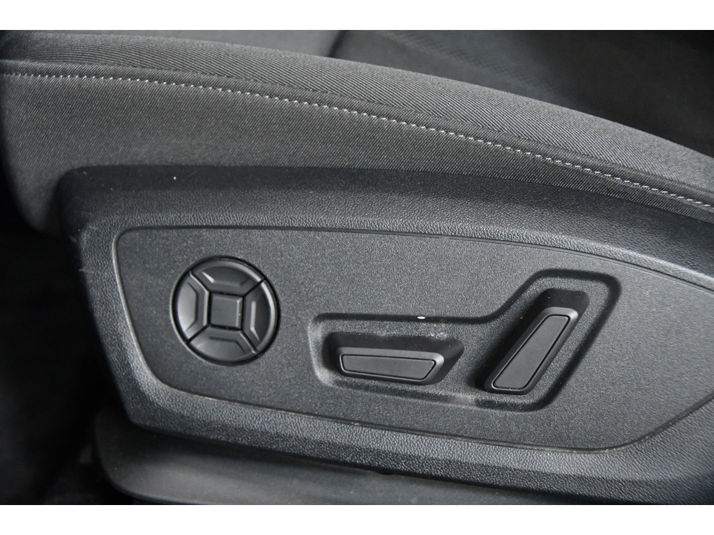 Audi A3 Sportback 35TFSI 1.5 S-Line Panorama Led matrix 12