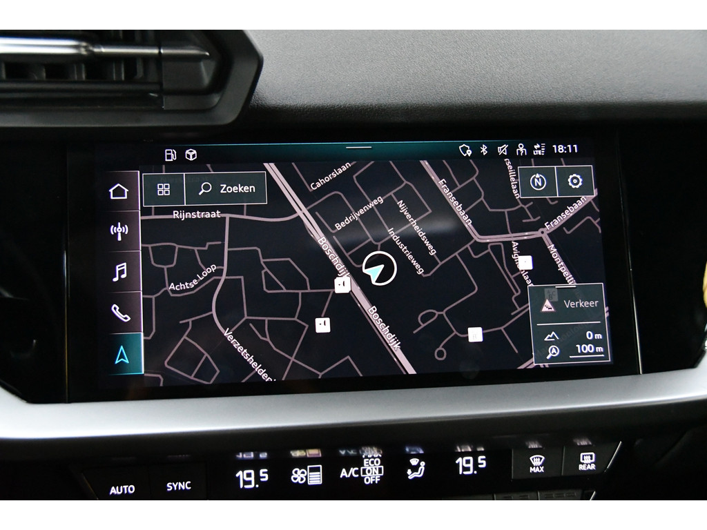 Audi A3 Sportback 35TFSI 1.5 S-Line Panorama Led matrix 19