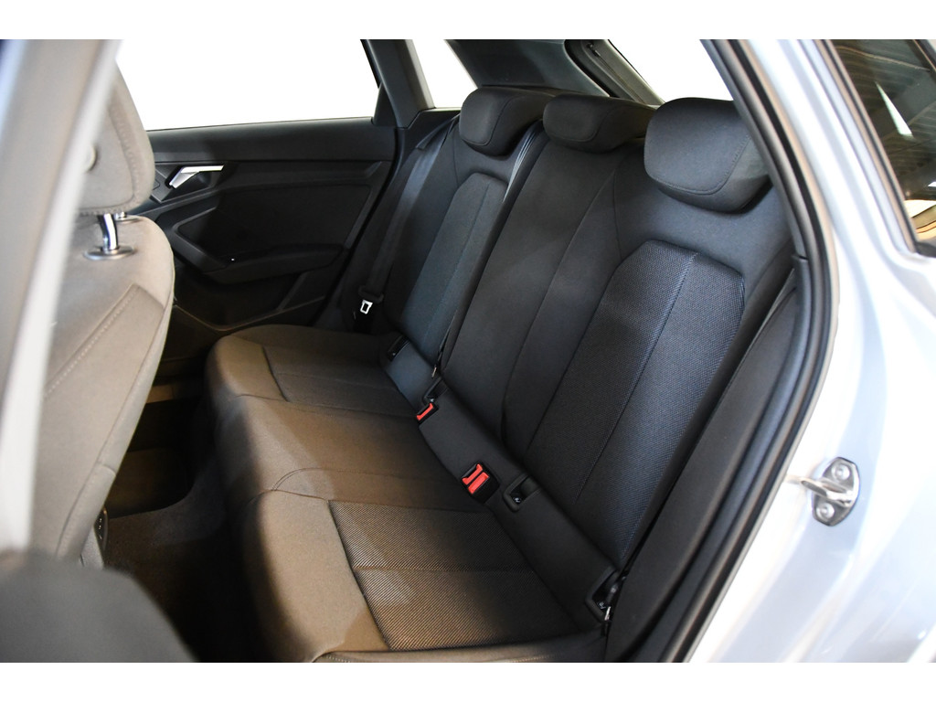 Audi A3 Sportback 35TFSI 1.5 S-Line Panorama Led matrix 5