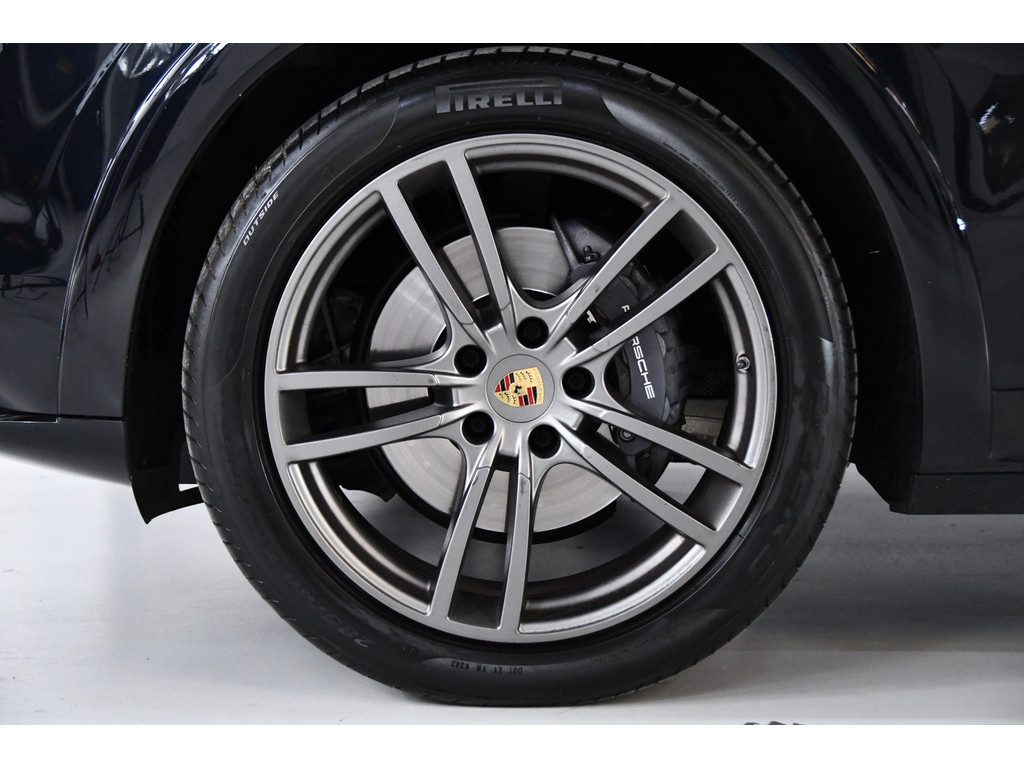 Porsche Cayenne Coupé 3.0 E-Hybrid *Glazendak*Elektischetrekhaak*Bose* 1