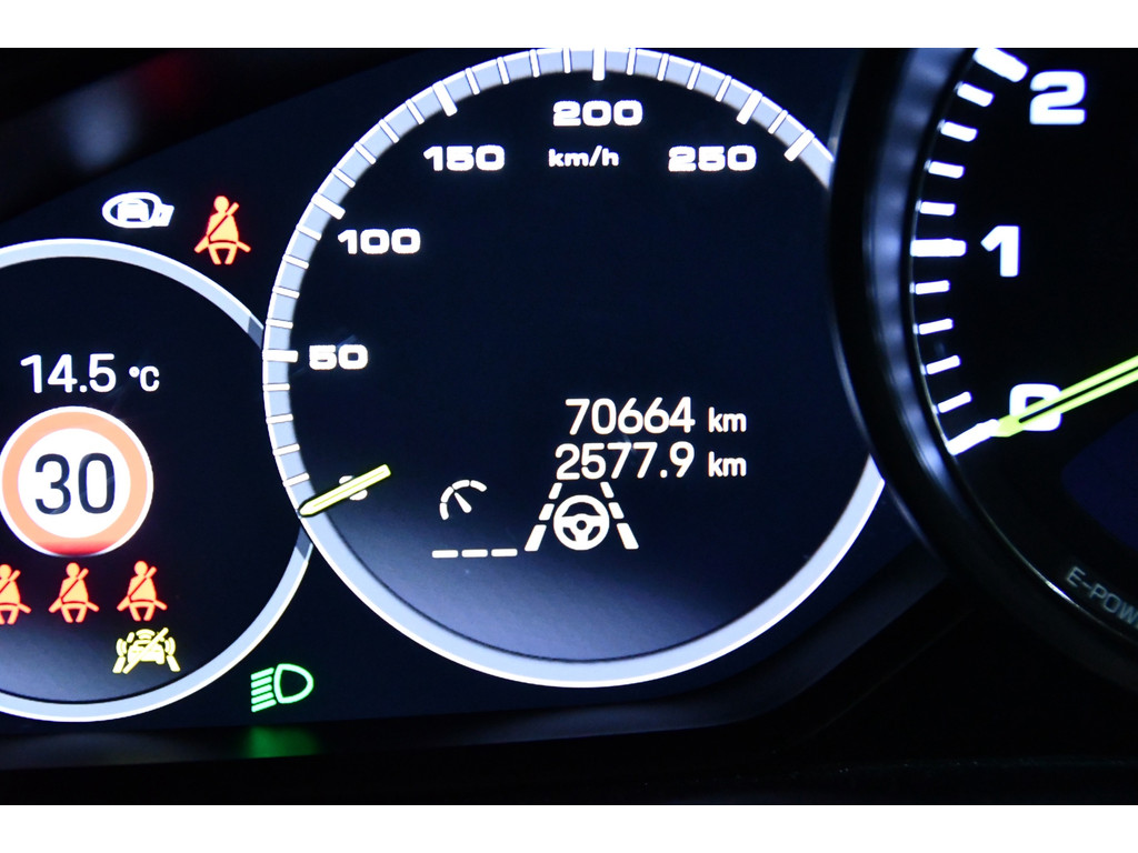 Porsche Cayenne Coupé 3.0 E-Hybrid *Glazendak*Elektischetrekhaak*Bose* 26