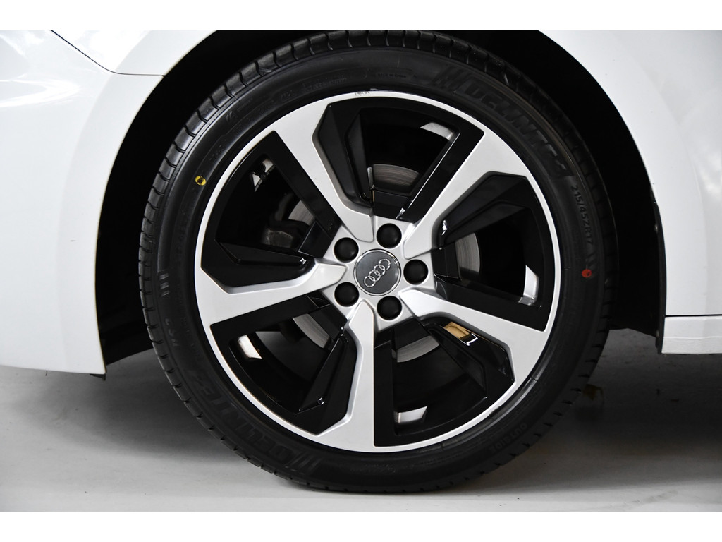 Audi A1 Sportback 35 TFSI S-Line 1