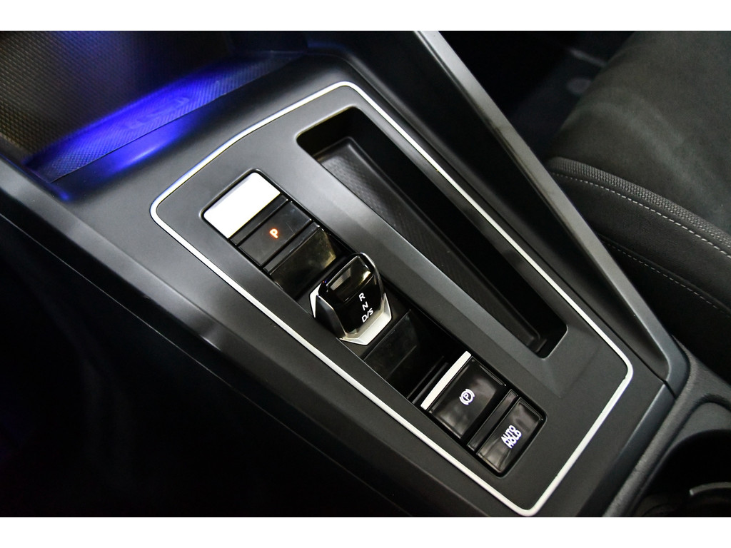 Volkswagen Golf 1.5 eTSI Pano/Memory/Sfeer/Blindspot/Keyless 15