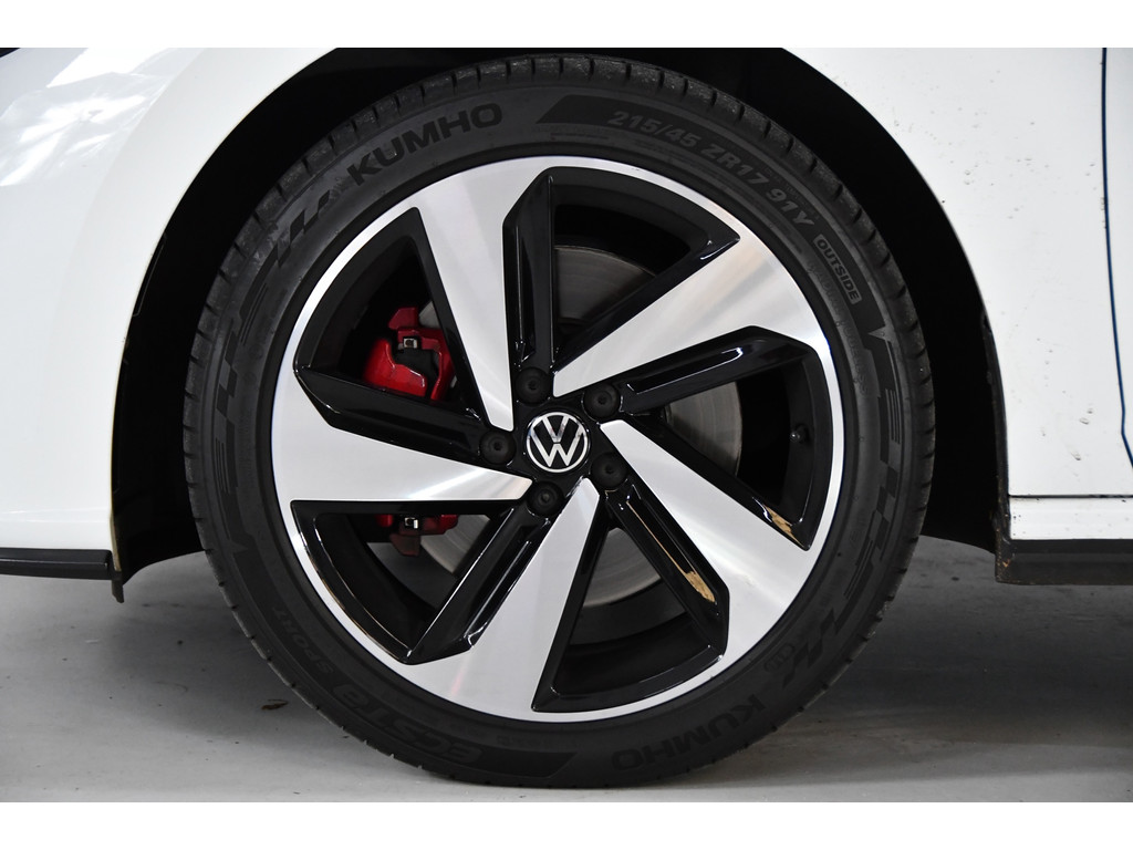 Volkswagen POLO 2.0 TSI GTI PANO IQ light Lane assist ACC 1