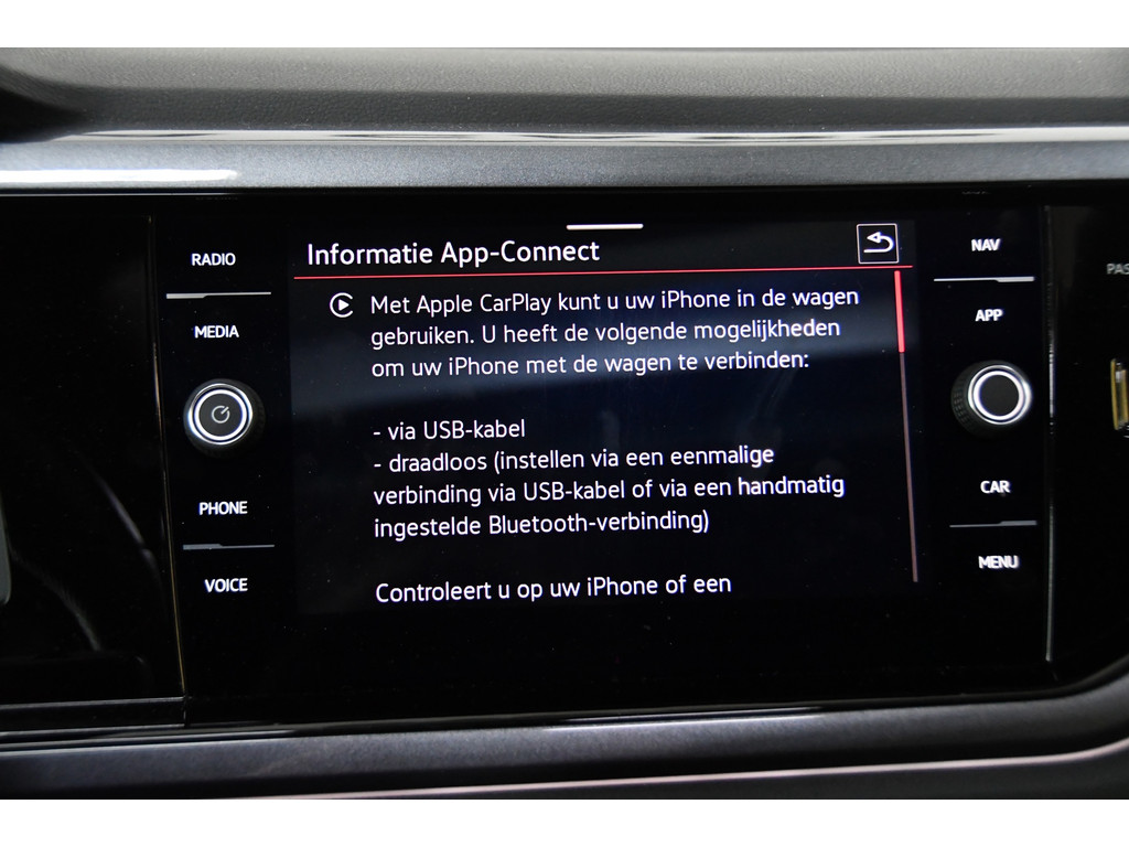 Volkswagen POLO 2.0 TSI GTI PANO IQ light Lane assist ACC 17