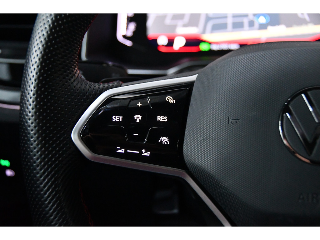 Volkswagen POLO 2.0 TSI GTI PANO IQ light Lane assist ACC 8