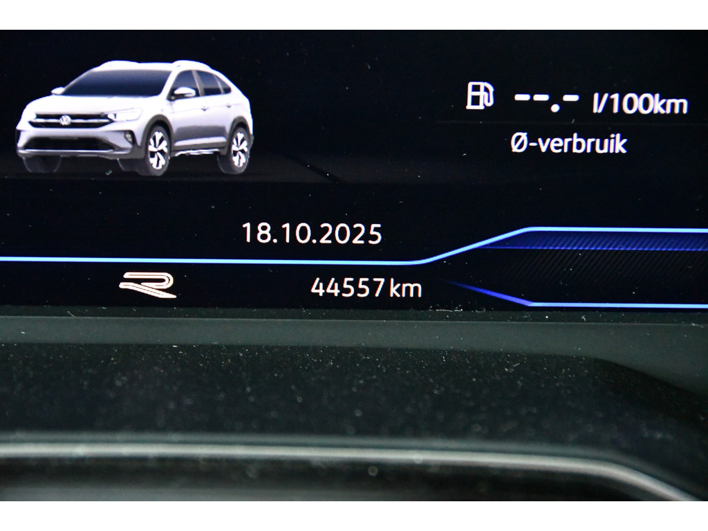 Volkwagen Taigo 1.0 TSI R-Line Business Pano/Aut/Side-assist 18