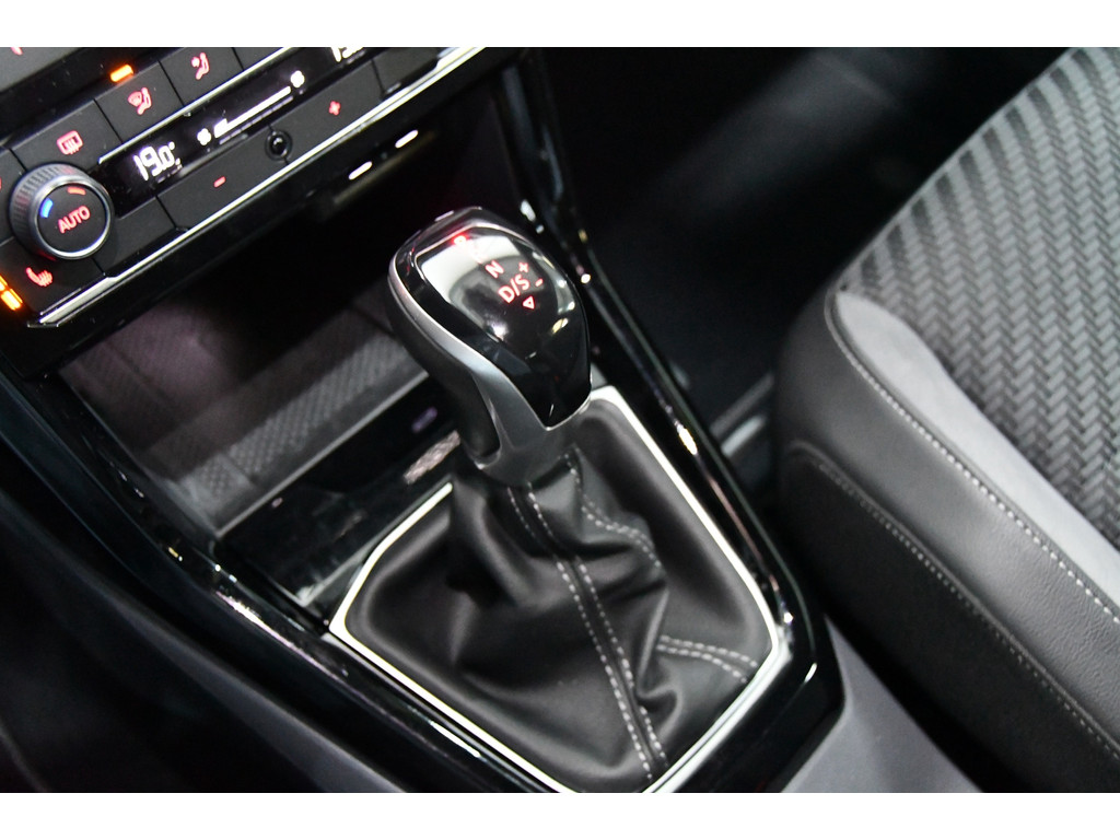 Volkswagen T-Cross 1.5 TSI DSG 3X R-Line 12