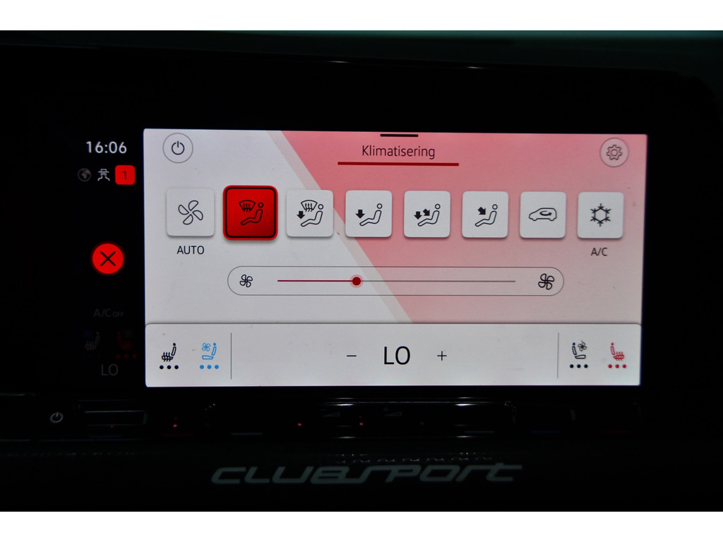 Volkswagen Golf 2.0 GTI Clubsport, Nürburgpack, Headup, Pano, HK audio 12