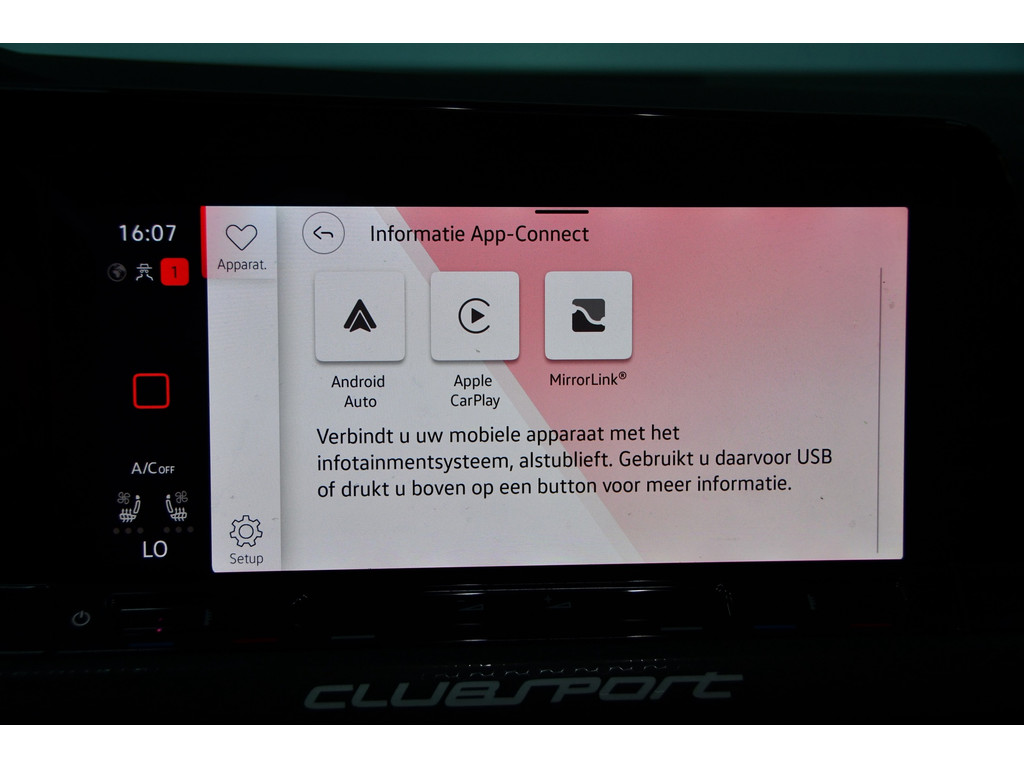 Volkswagen Golf 2.0 GTI Clubsport, Nürburgpack, Headup, Pano, HK audio 13