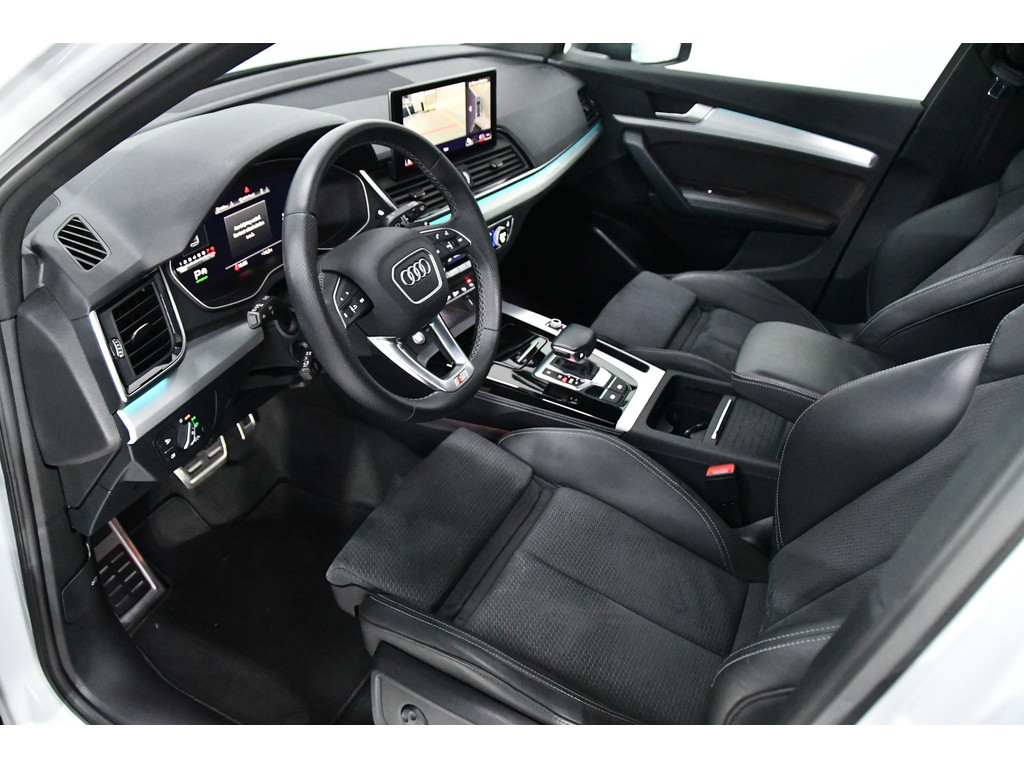 Audi Q5 Competition 45TFSI 3X S-Line Pano Matrix camera Blindspot 4