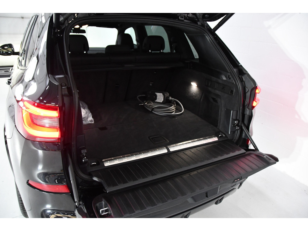 BMW X5 XDrive45e High Executive, Pano, Luchtvering, BTW 11