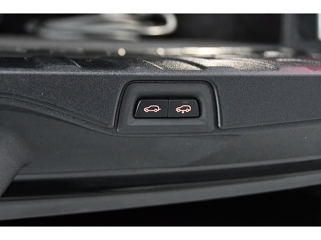 BMW X5 XDrive45e High Executive, Pano, Luchtvering, BTW 12