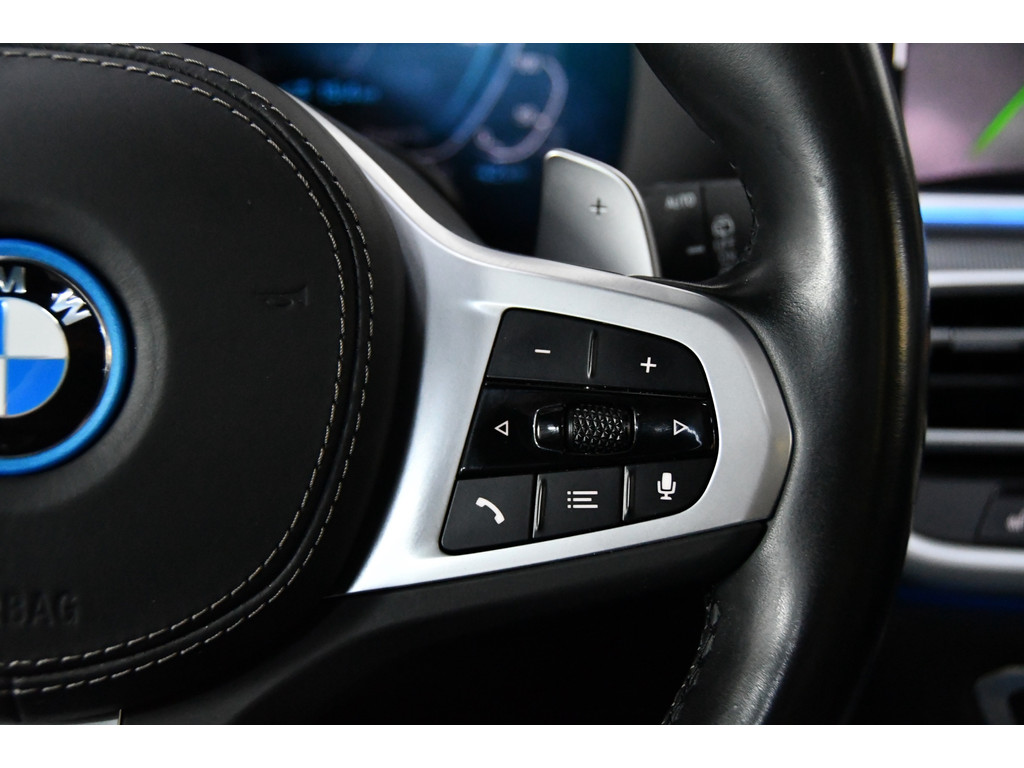 BMW X5 XDrive45e High Executive, Pano, Luchtvering, BTW 19