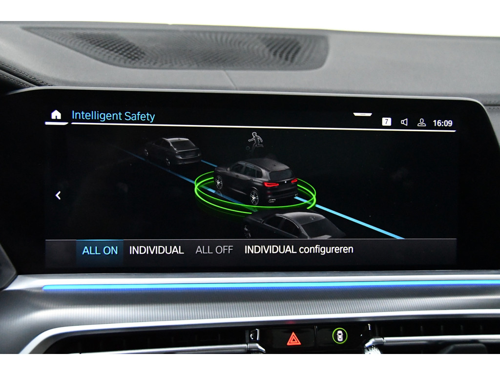 BMW X5 XDrive45e High Executive, Pano, Luchtvering, BTW 27