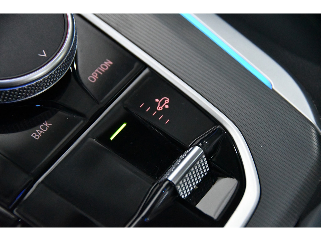 BMW X5 XDrive45e High Executive, Pano, Luchtvering, BTW 28