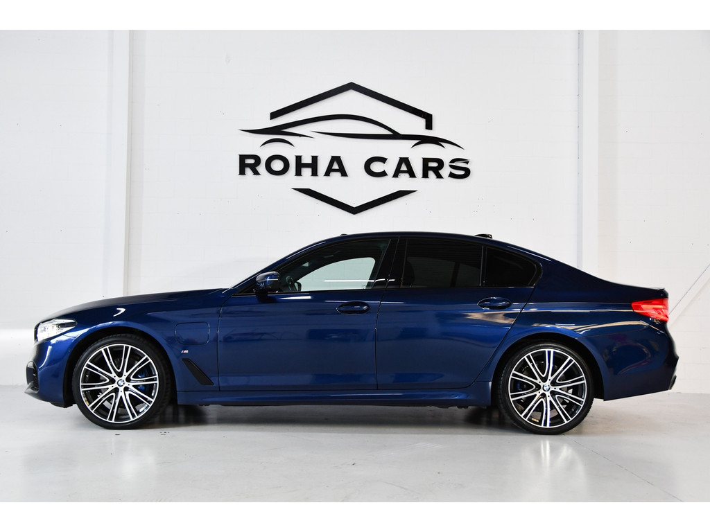 BMW 5-serie 530e iPerformance High Executive, M-sport, Schuifdak, 3D camera 10