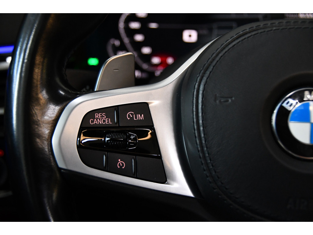 BMW 5-serie 530e iPerformance High Executive, M-sport, Schuifdak, 3D camera 11