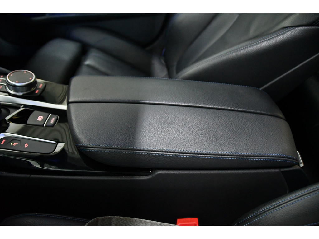 BMW 5-serie 530e iPerformance High Executive, M-sport, Schuifdak, 3D camera 20