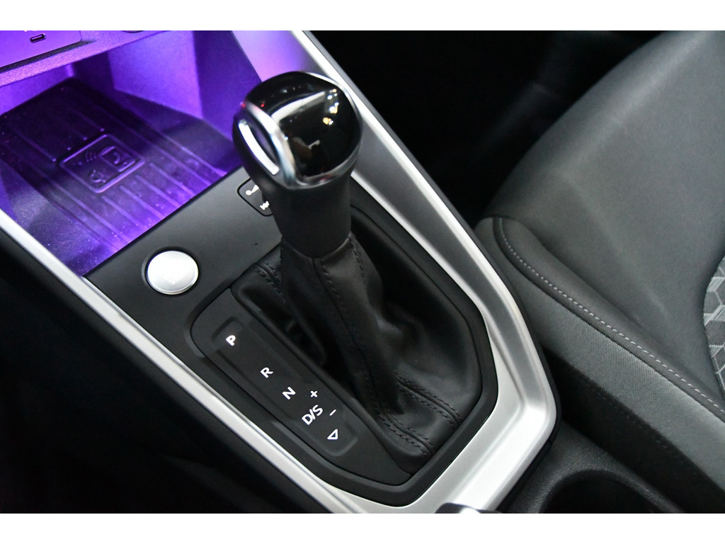 Audi A1 Sportback 40 TFSI Pro Line S, Edition one, Sfeerverlichting, Applecarplay 19