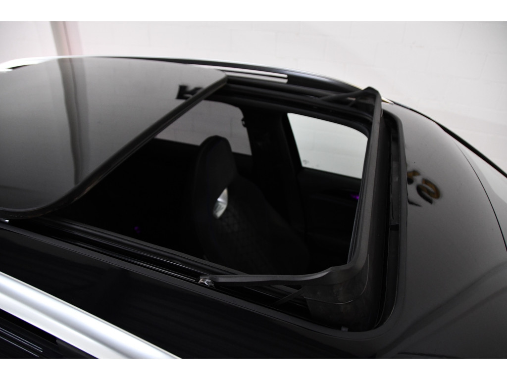 Volkswagen Tiguan 1.5 eTSI R-Line Pano/H&K/Iq-light/HUD/Massage 2