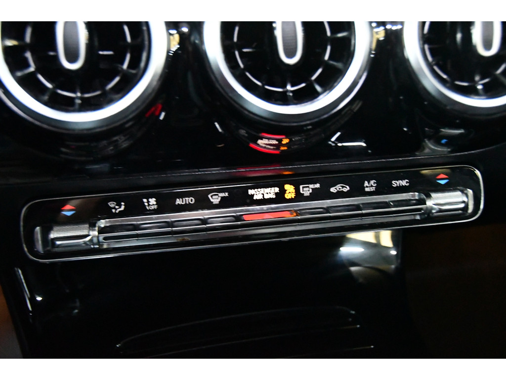 Mercedes-Benz A-klasse 200 Business Solution, Pano, Applecarplay 12