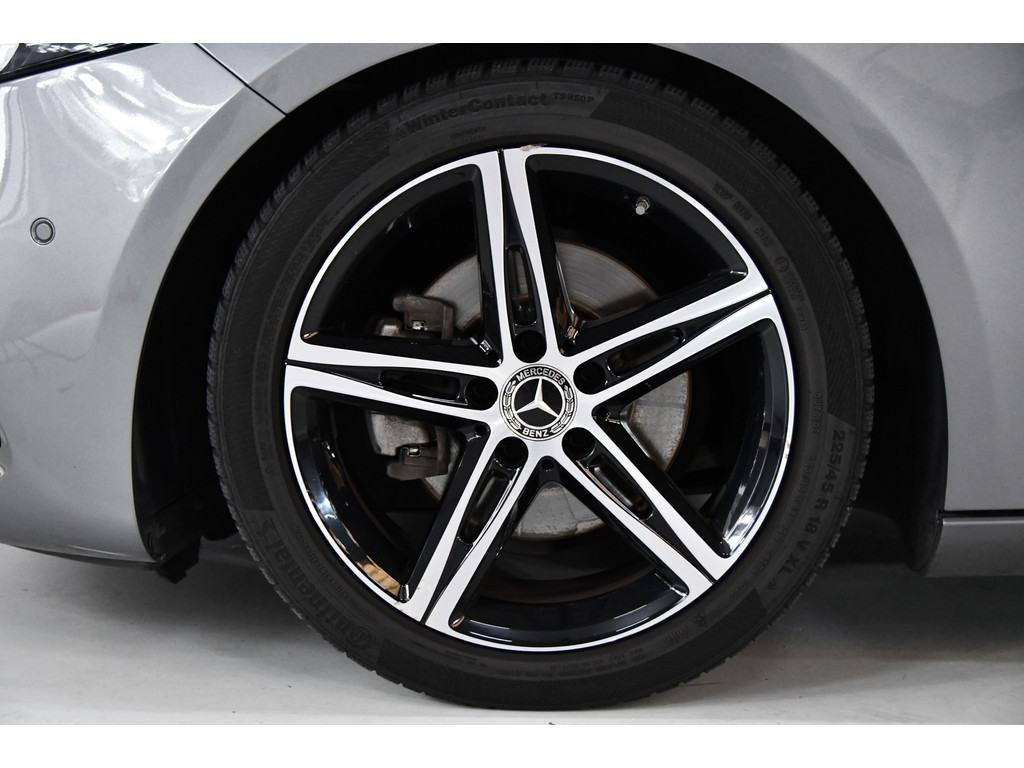 Mercedes-Benz A-klasse 200 Business Solution, Pano, Applecarplay 2