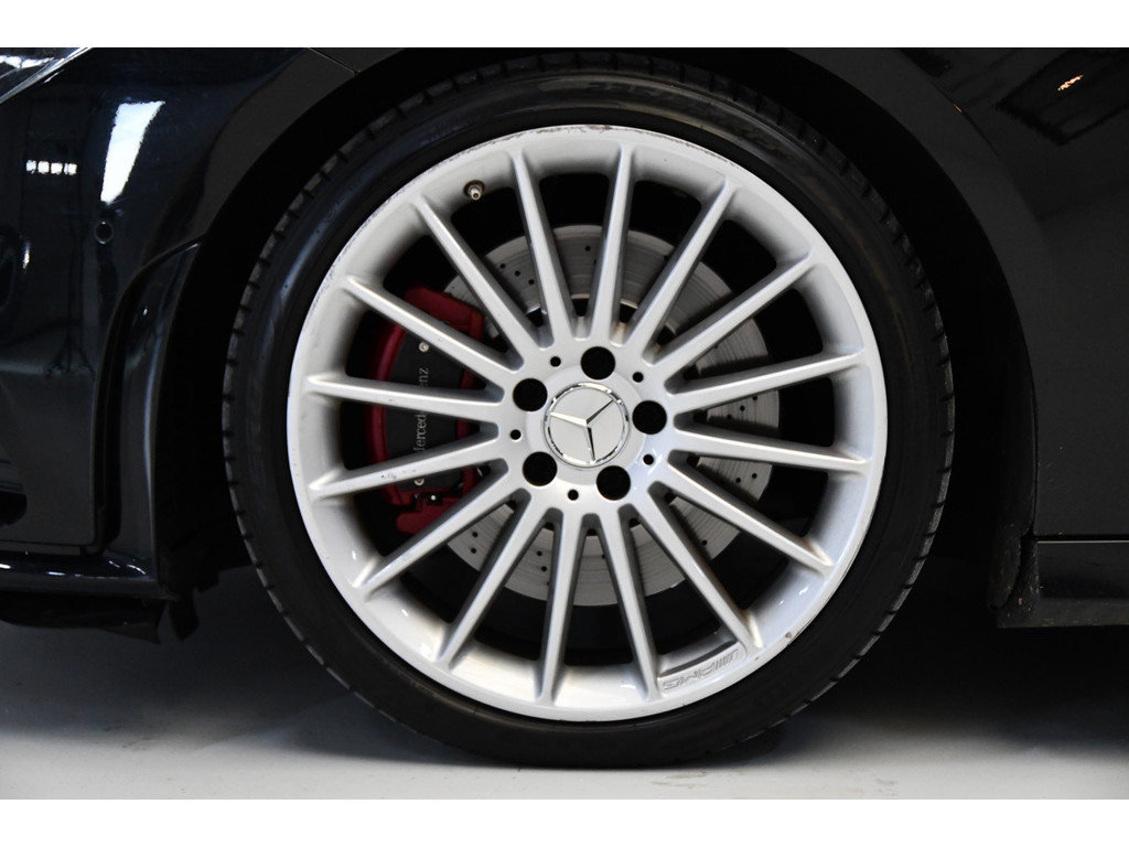 Mercedes-Benz CLA-klasse 220 Burmester Matrix Amg pakket memory Pano 1