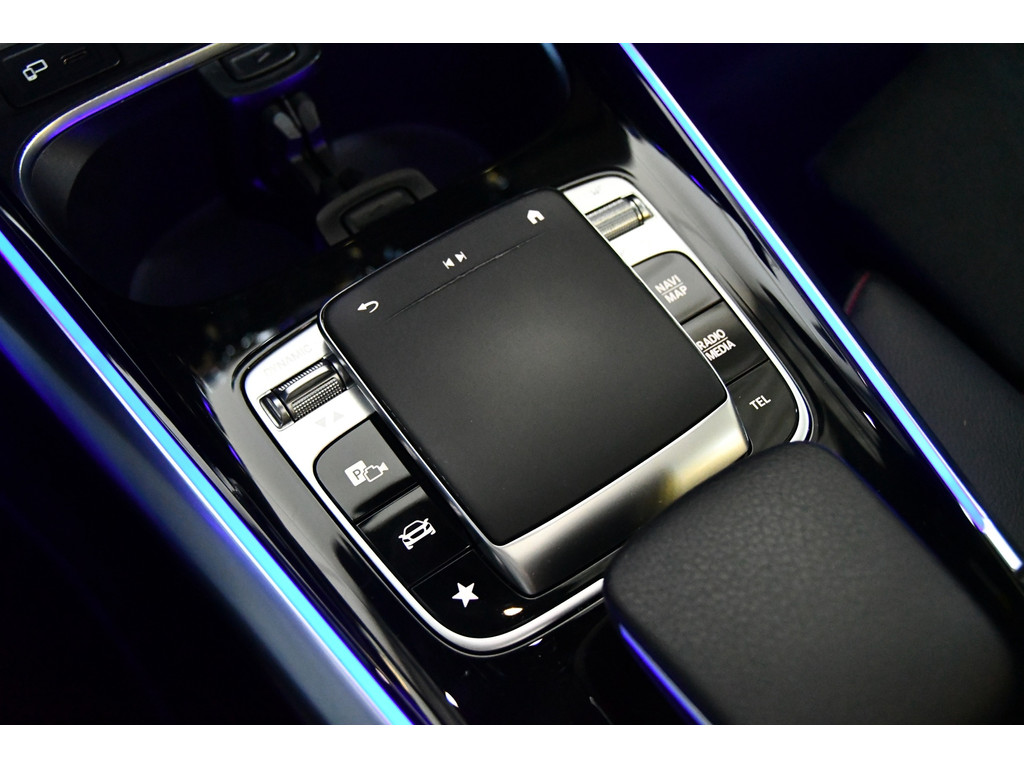 Mercedes-Benz B-klasse B250 225PK 360cam/Pano/Sfeer/stoelvAMG-pakket 21