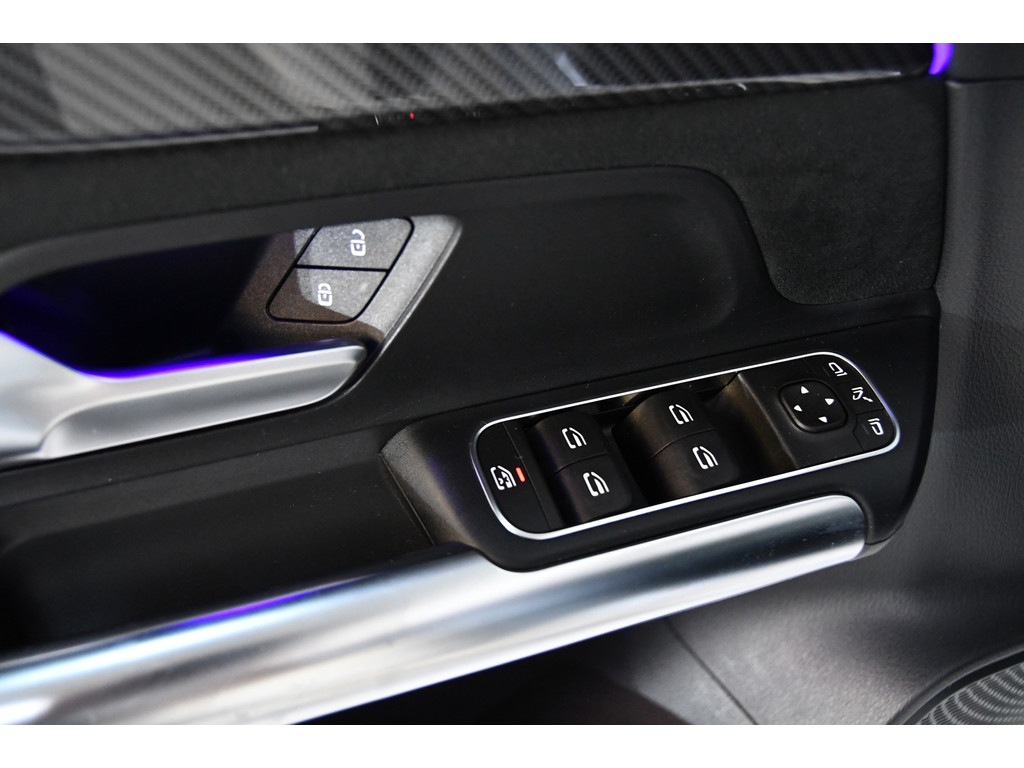 Mercedes-Benz B-klasse B250 225PK 360cam/Pano/Sfeer/stoelvAMG-pakket 5