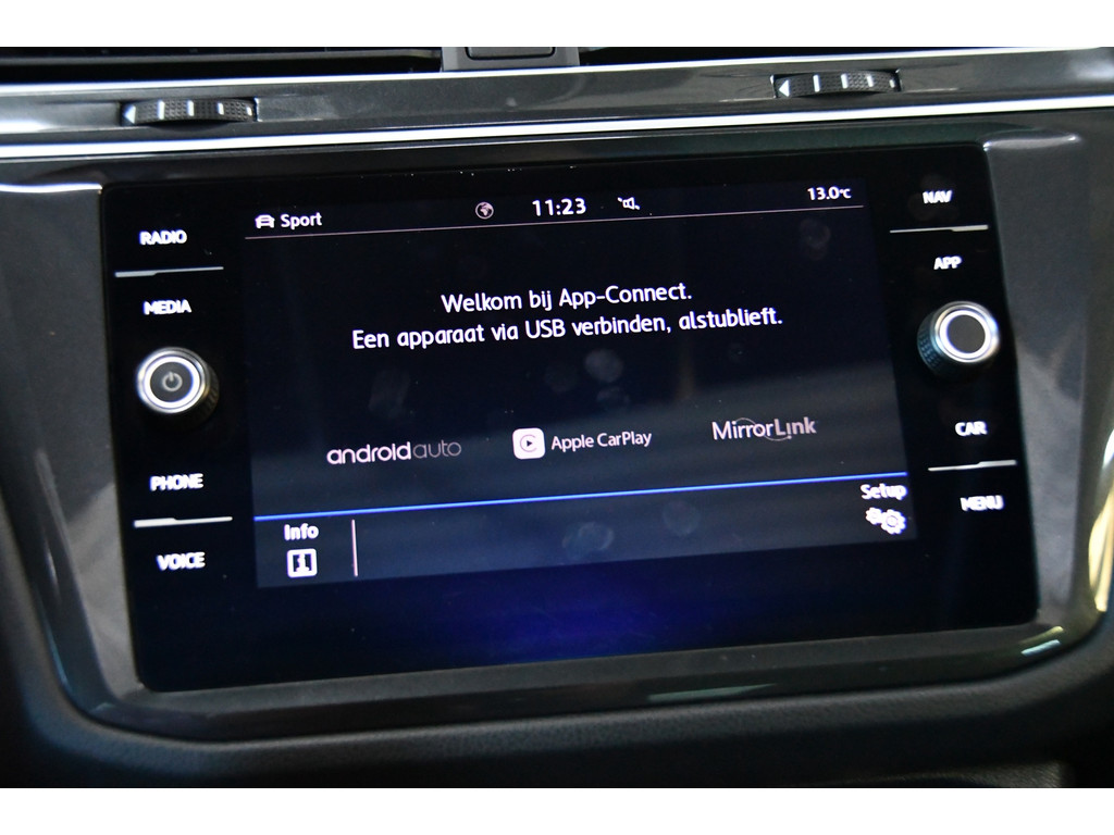 Volkswagen Tiguan 1.5 TSI R-line Camera/lane-assist/Memory/Pano 20