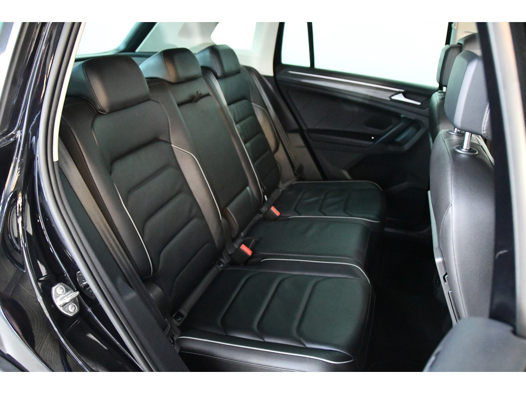 Volkswagen Tiguan 1.5 TSI R-line Camera/lane-assist/Memory/Pano 7
