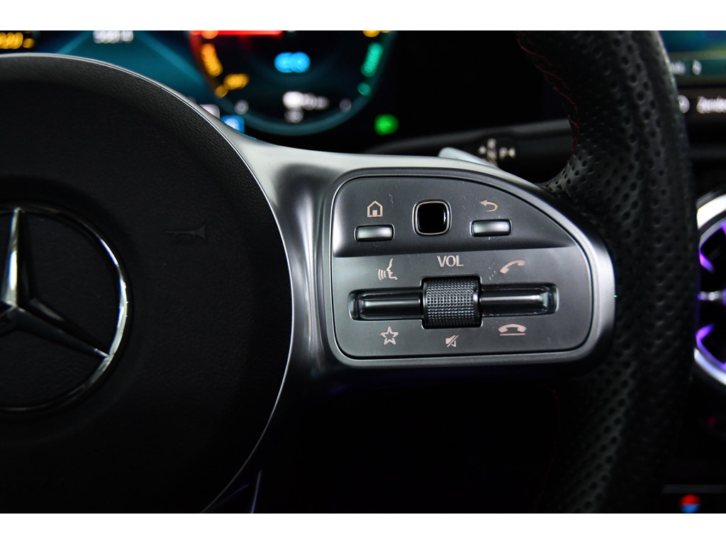 Mercedes-Benz A-klasse 250 e Premium Plus, Pano, Sfeerverlichting 10