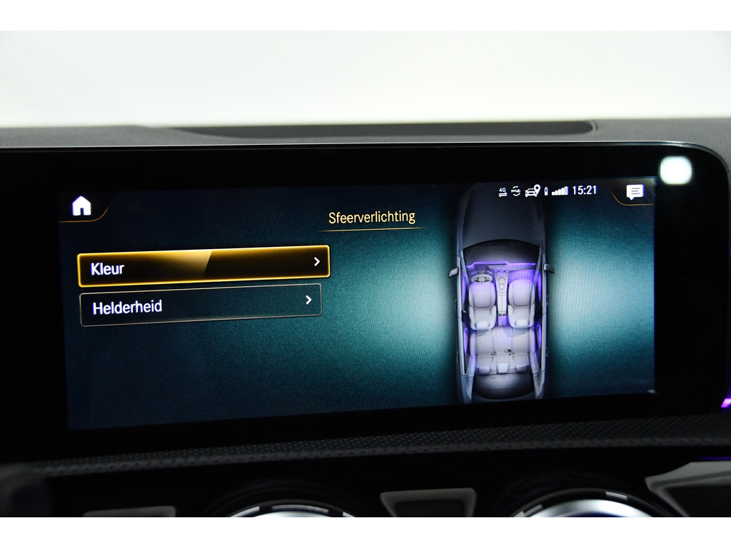 Mercedes-Benz A-klasse 250 e Premium Plus, Pano, Sfeerverlichting 13