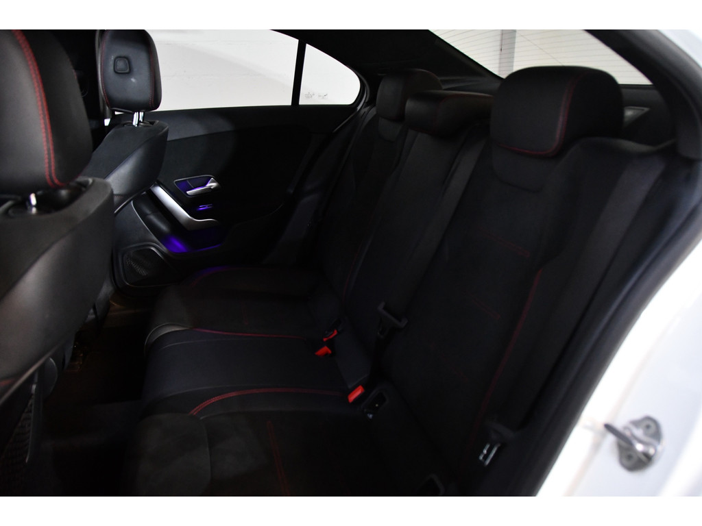 Mercedes-Benz A-klasse 250 e Premium Plus, Pano, Sfeerverlichting 5
