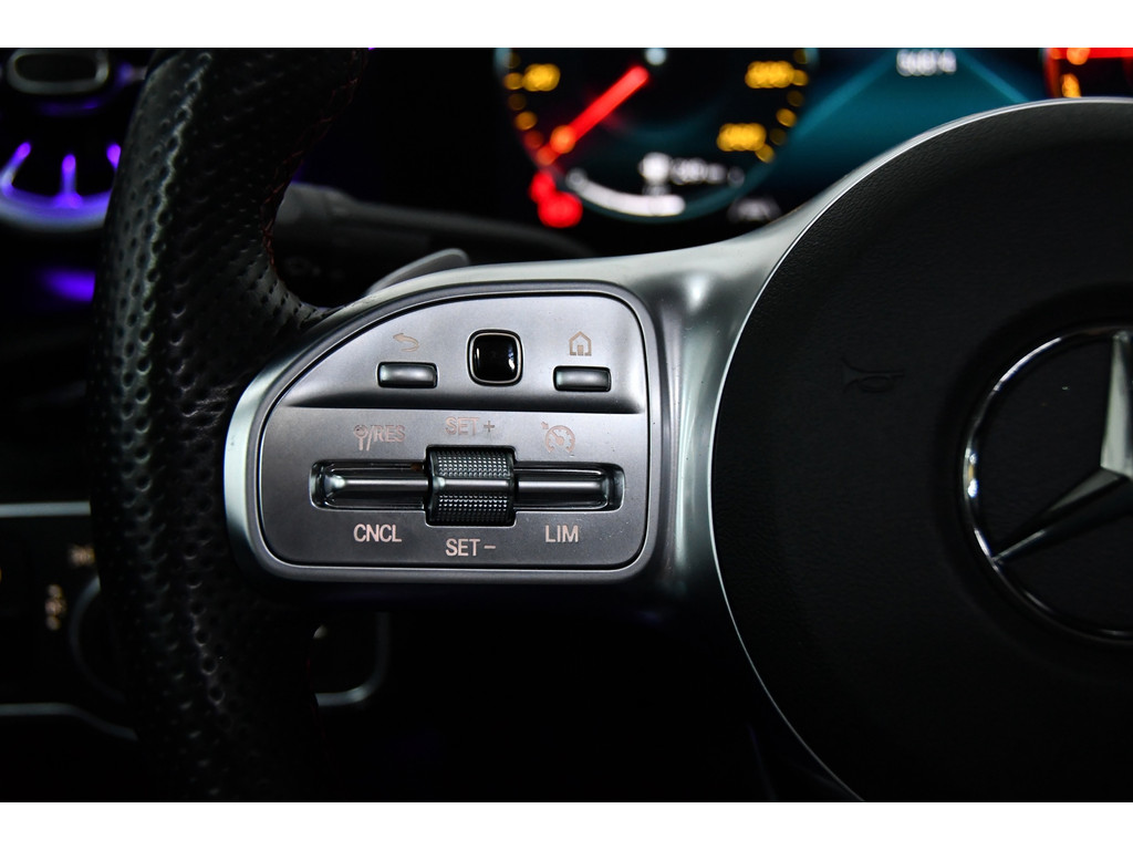 Mercedes-Benz A-klasse 250 e Premium Plus, Pano, Sfeerverlichting 8