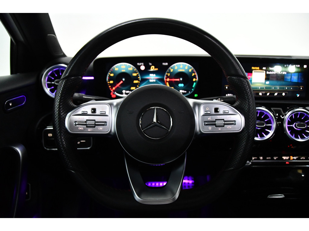 Mercedes-Benz A-klasse 250 e Premium Plus, Pano, Sfeerverlichting 9
