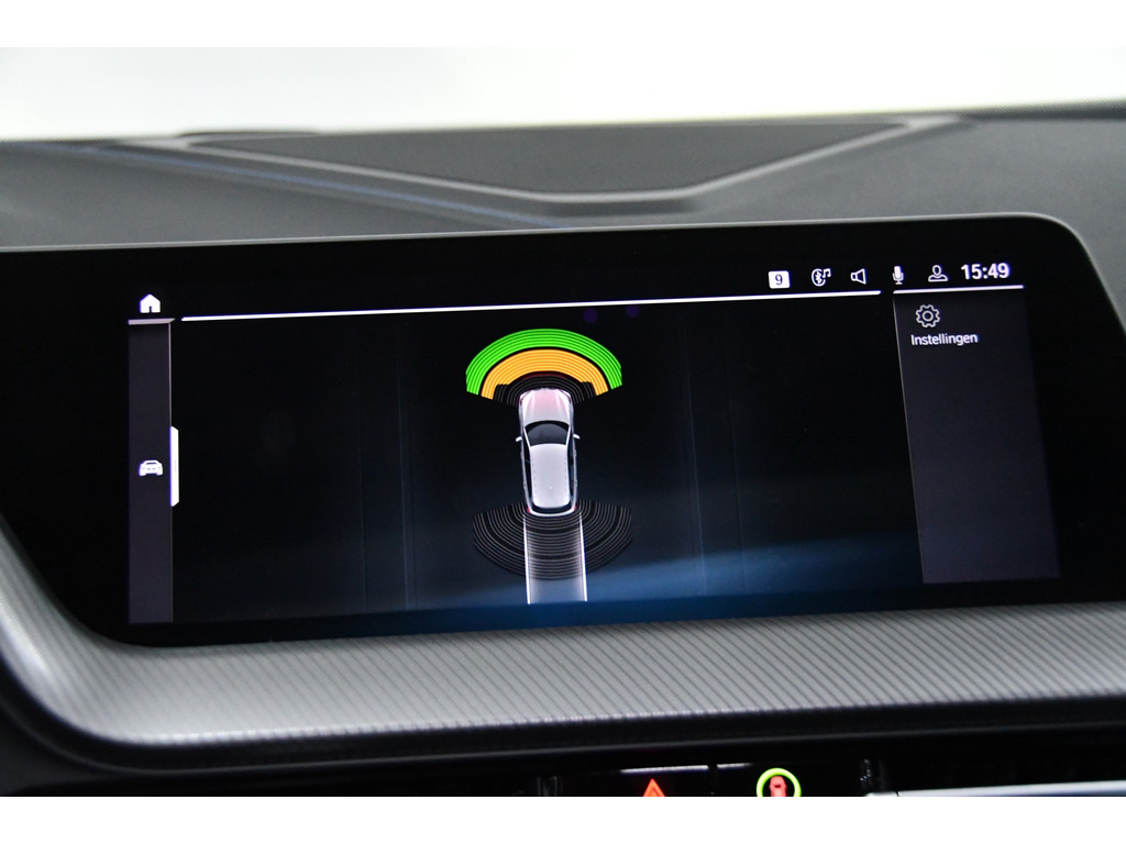 BMW 1-serie 118i High Executive, Pano, Sfeerverlichting, Applecarplay 14