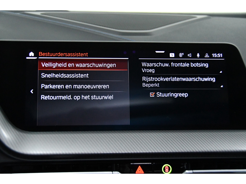 BMW 1-serie 118i High Executive, Pano, Sfeerverlichting, Applecarplay 20