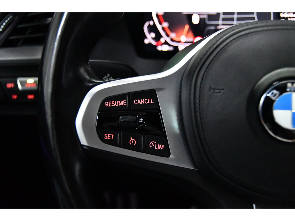 BMW 1-serie 118i High Executive, Pano, Sfeerverlichting, Applecarplay 8