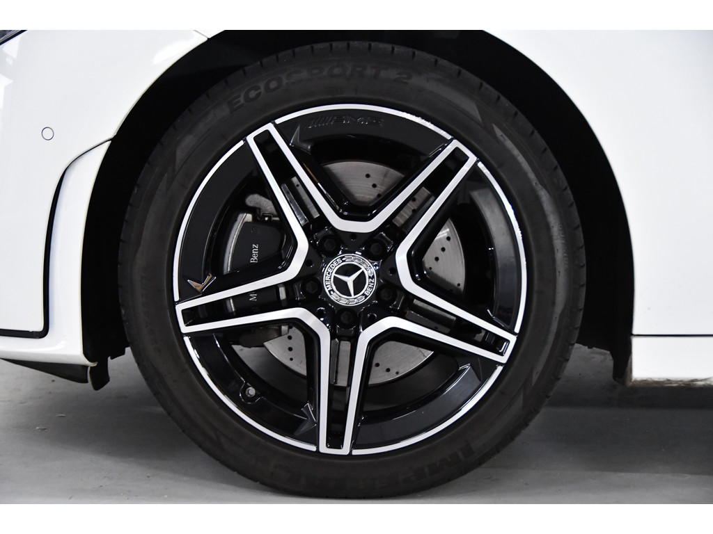 Mercedes-Benz CLA-klasse 250 e Premium Plus Pano Memory Sfeer Cam 1