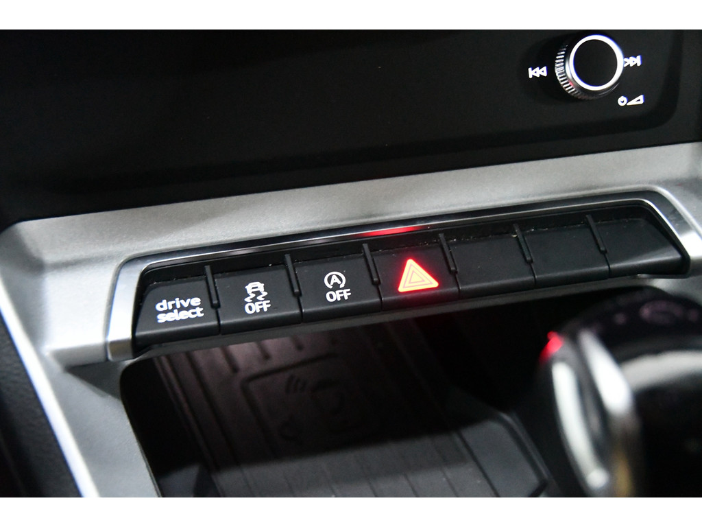 Audi Q3 SPORTBACK 35 TFSI S Edition Matrix Led Pano Leder 17