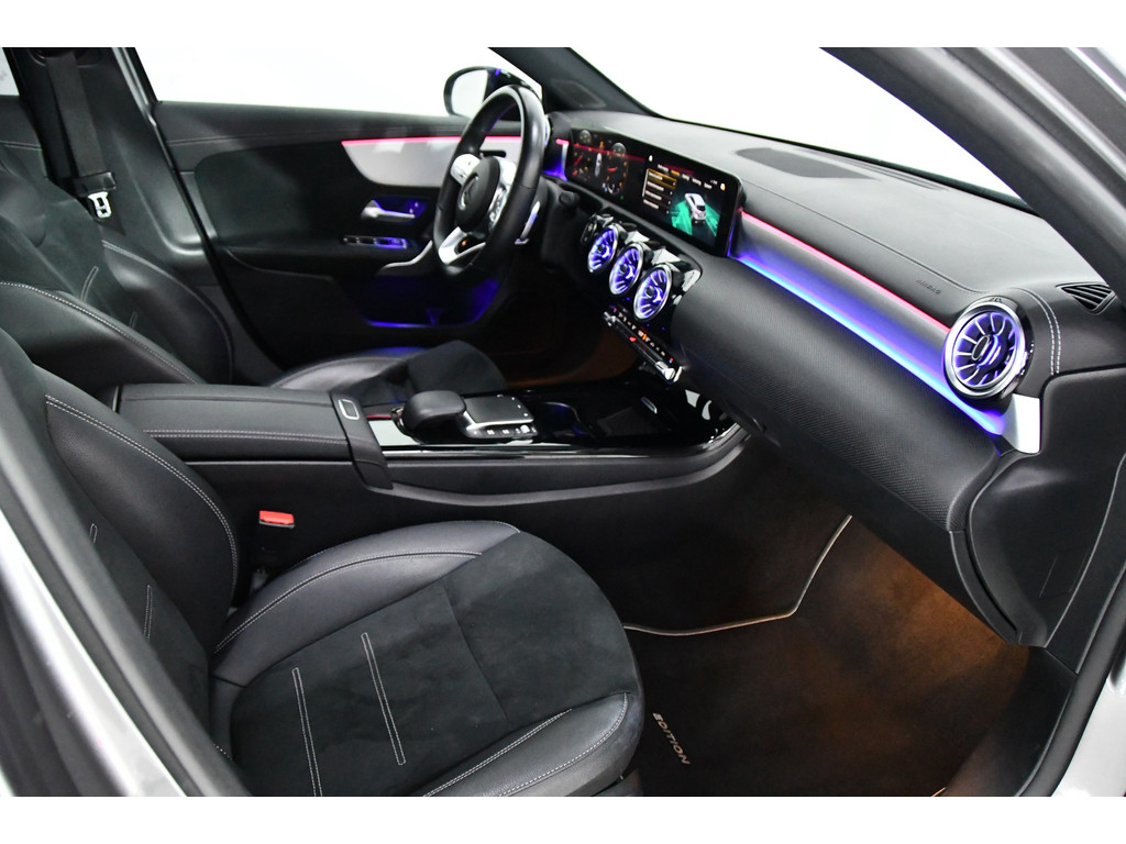 Mercedes-Benz A-klasse 200 AMG Line Pano Sfeer Cam 6