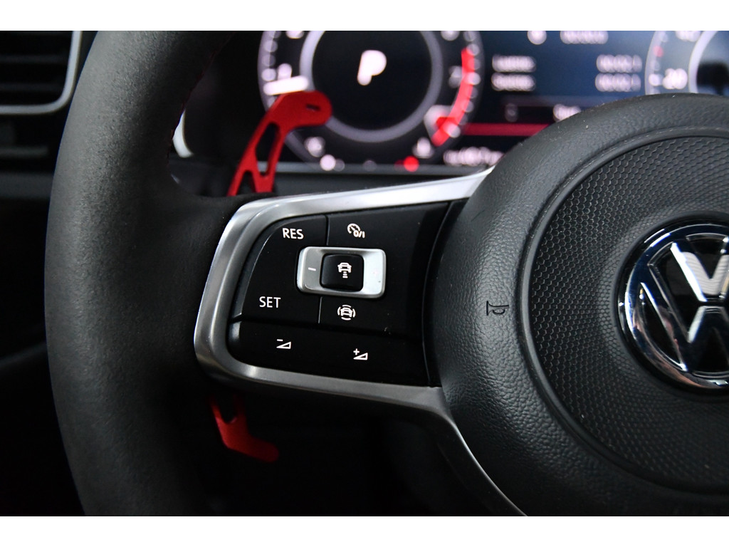 Volkswagen Golf 2.0 TSI GTI TCR Pano Keyless 8