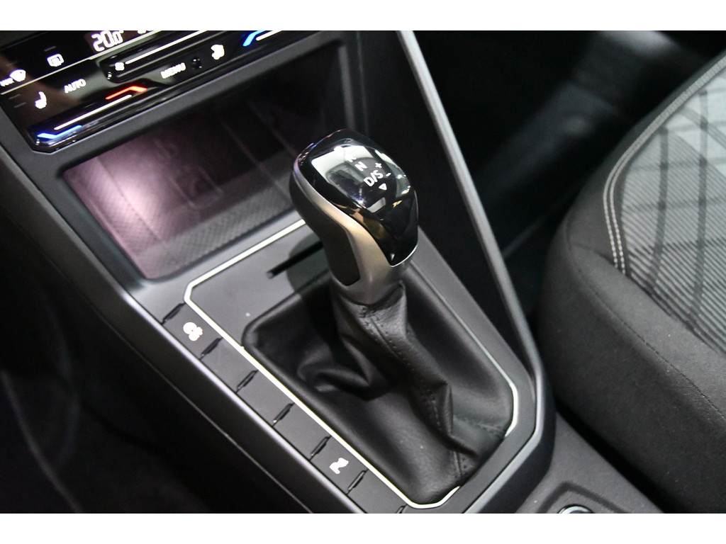 Volkswagen Polo 1.0 TSI R-line pano dsg cam iq light 15